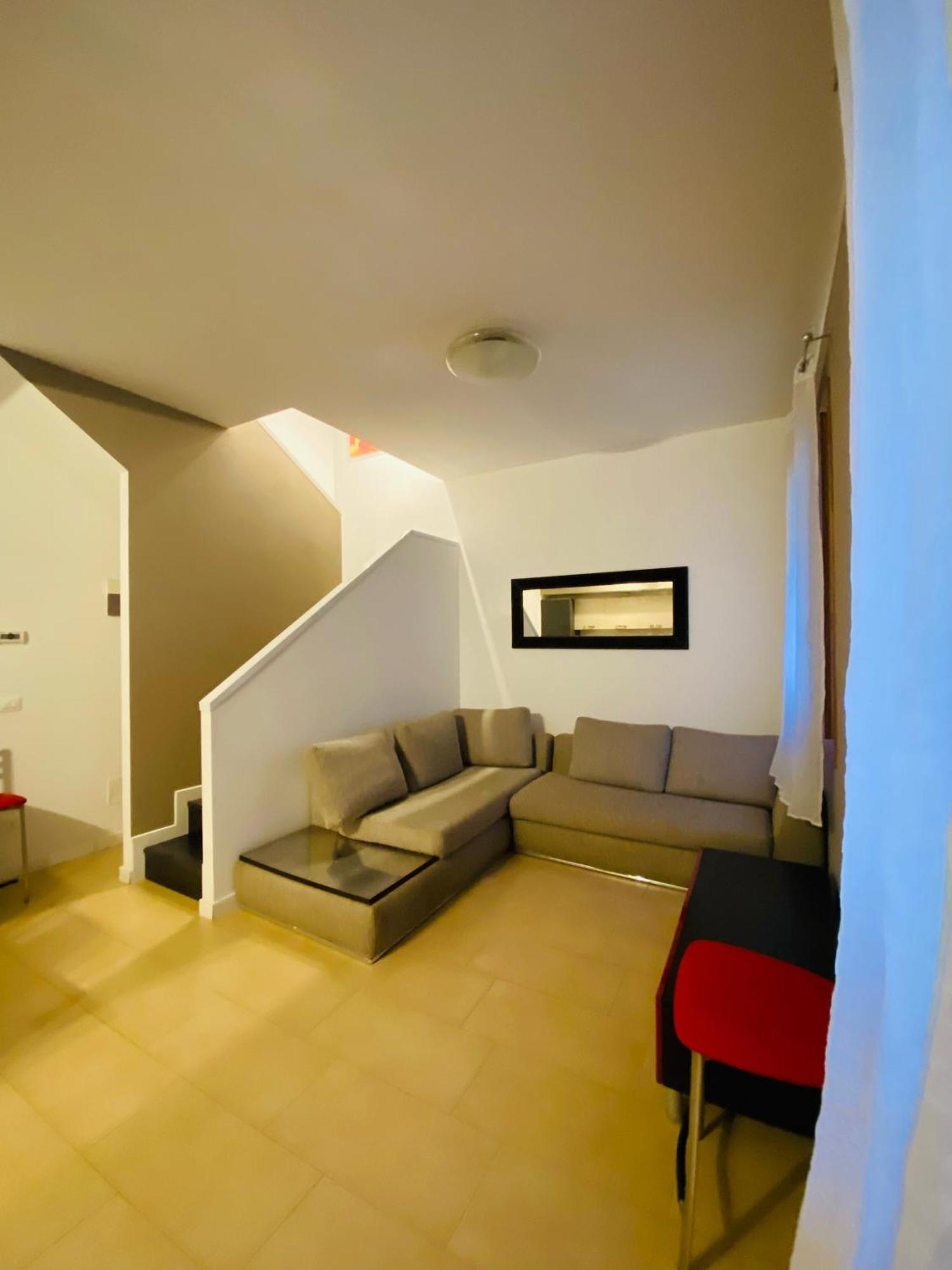 Central Luxury Garden Guest House Местре Экстерьер фото